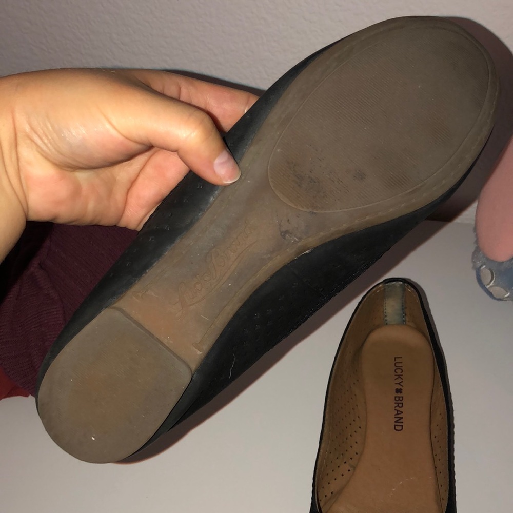 Shoes - Picture 2 of 4